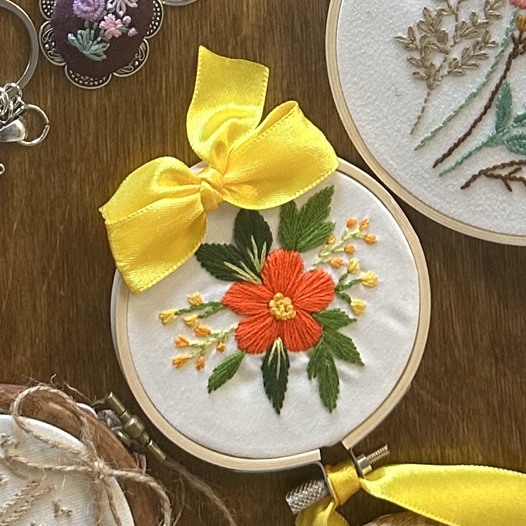 Embroidery hoop